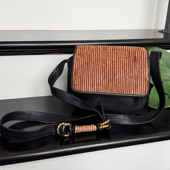 Linda Allard Ellen Tracy Genuine Leather Crossbody Shoulder Purse Made in Spain